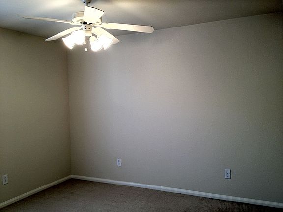 5th image of 301A Chapel Trail Cir