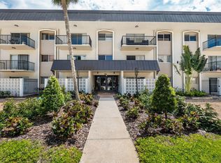 4610 W Gray St Unit 109, Tampa, FL 33609