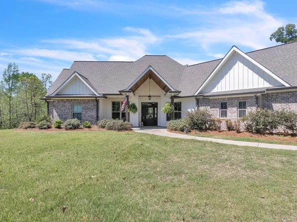 70 Reagan Ct, Starkville, MS 39759