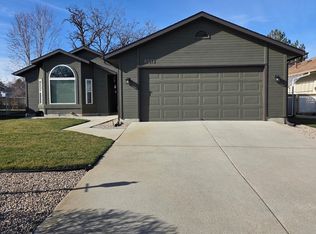 8513 N Willowdale Dr, Garden City, ID 83714