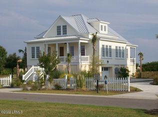 412 Wahoo Dr, Saint Helena Island, SC 29920
