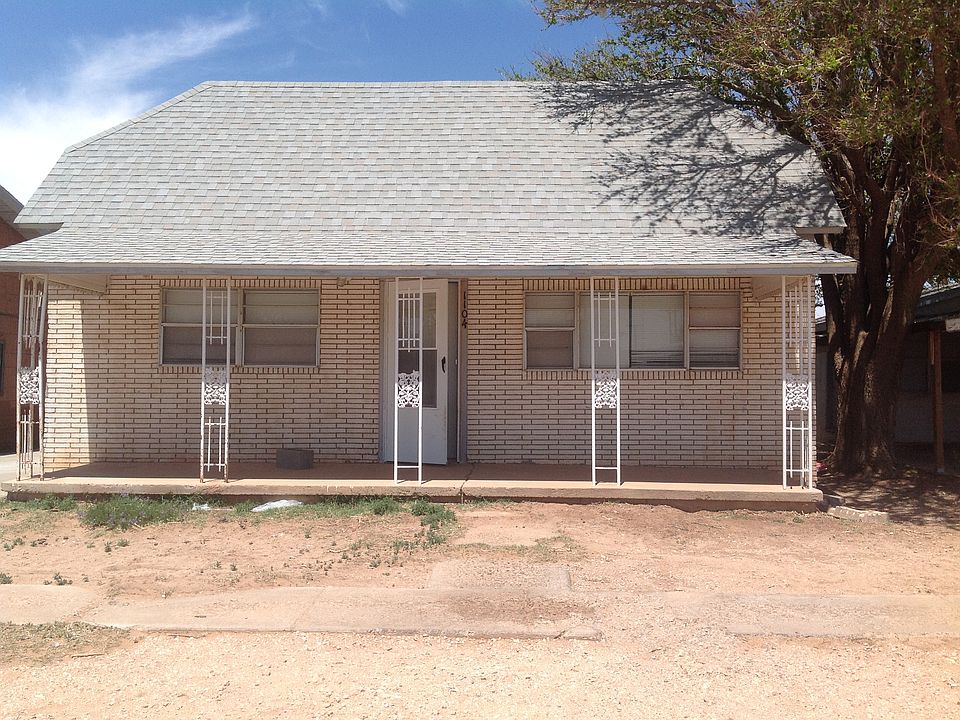 Front Exterior_05092014