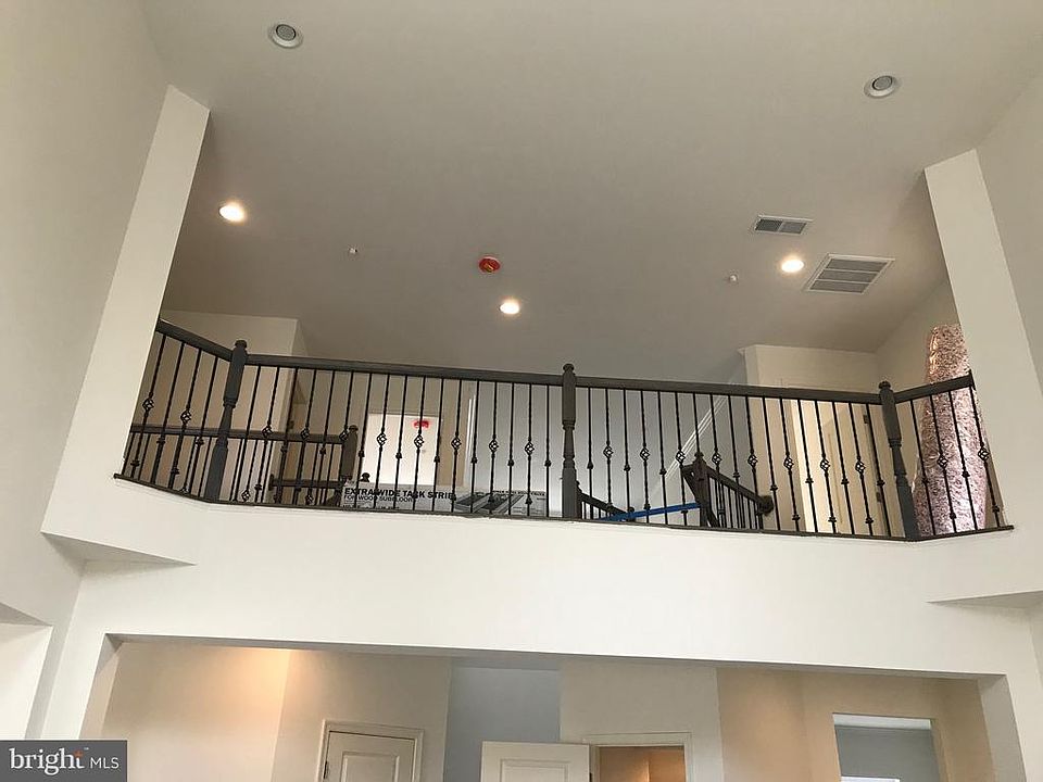 2nd image of 4103 Ethan Manor Rd