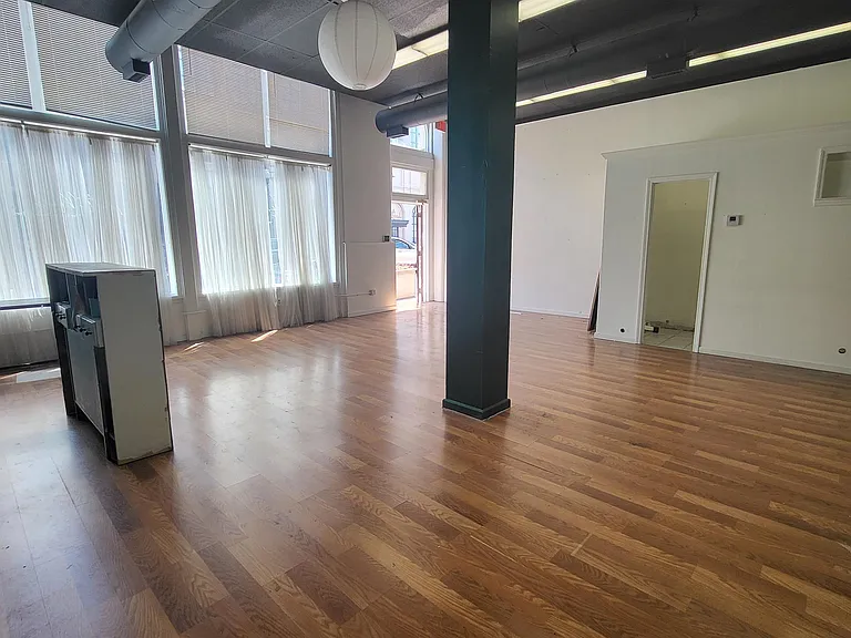 70 Union Ave — Photo 3