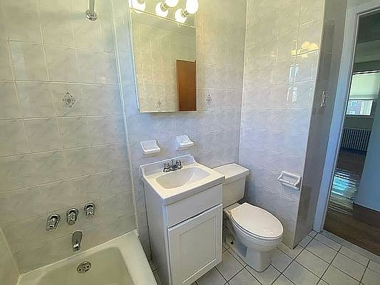 4th image of 61-53 Springfield Blvd #1