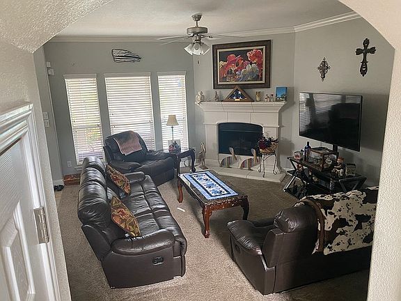 3rd image of 5214 Bayou Dr