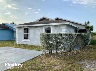 3313 NW 193rd St, Miami Gardens, FL 33056