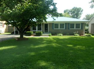 409 Cherilyn Cir, Hopkinsville, KY 42240