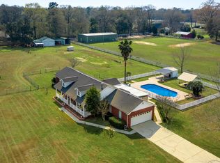 2876 Bama Ln, Crestview, FL 32539