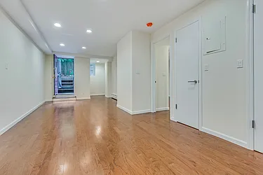 Rented by RES New York