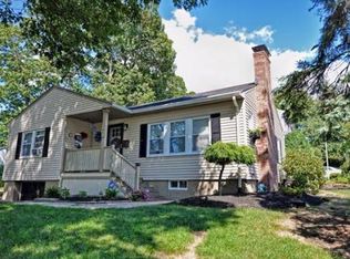 21 Woodbriar Rd, Wakefield, MA 01880