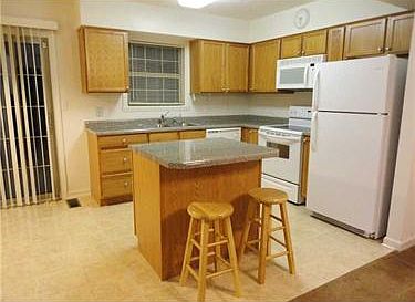 5th image of 703 Berrington Ct