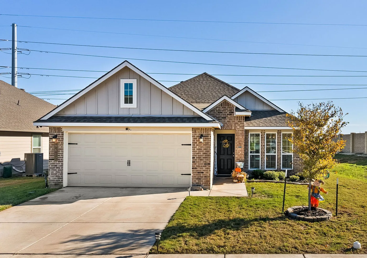 9612 Caemlyn Cove — Photo 1