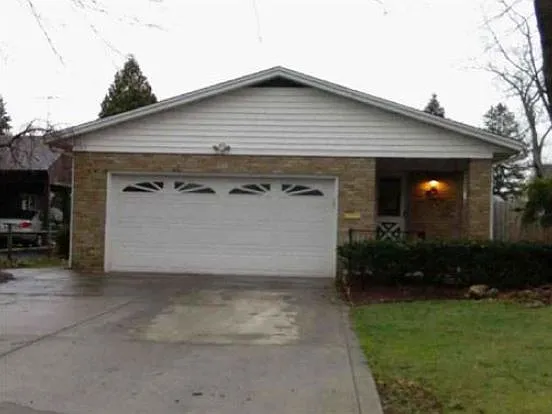 538 Hane Ave photo 1