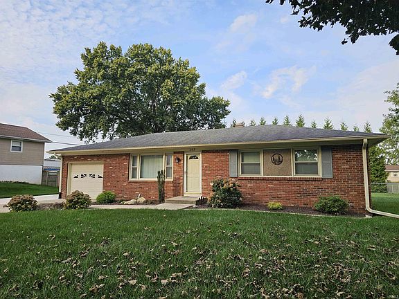 2nd image of 303 Princeton Ln