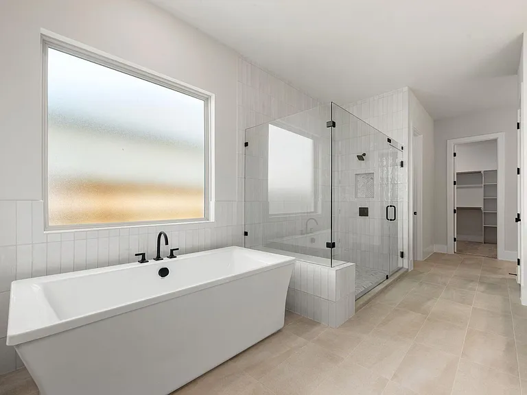 1222 Crown Forest Dr — Photo 17