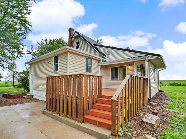 2026 130th St, Lowden, IA 52255