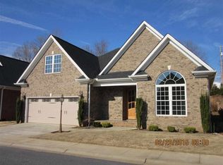 112 Cottage Gate Ln, Easley, SC 29642