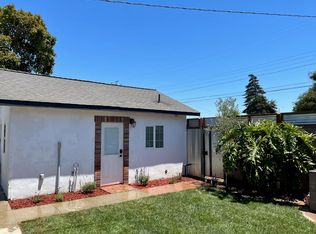 712 E Cook St #B, Santa Maria, CA 93454