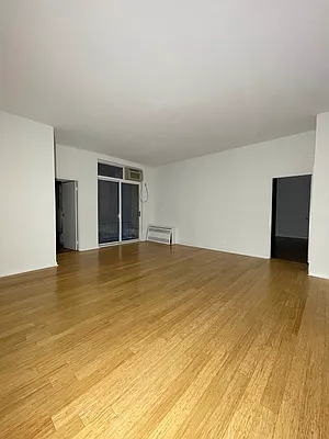 Rented by Kole Group | media 21