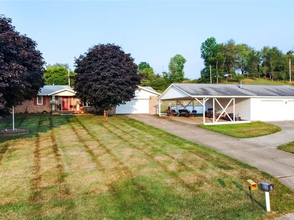 7155 Sandy Ln NW, Malvern, OH 44644