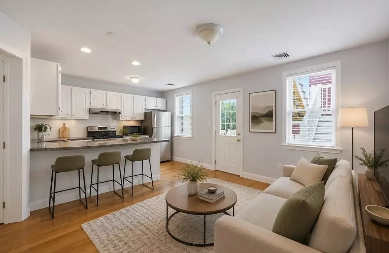 1 bed, 766 sqft, $2,500 — Photo 2