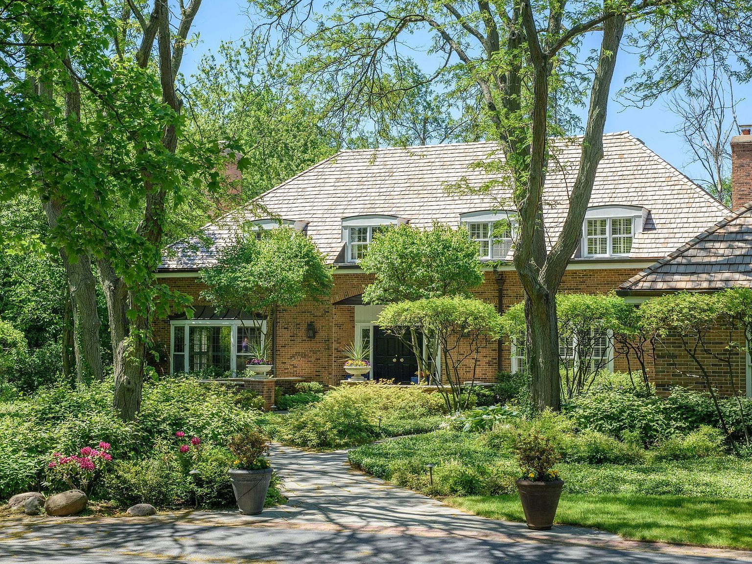 16 Woodley Rd, IL 60093 Zillow