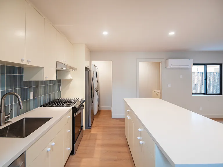 4541 Melbourne Ave #5 — Photo 6
