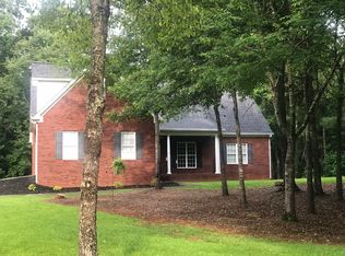 5270 Kilroy Ln, Douglasville, GA 30135