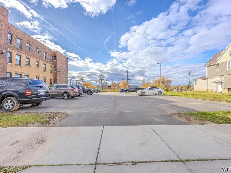 530 Main St #14 — Photo 7
