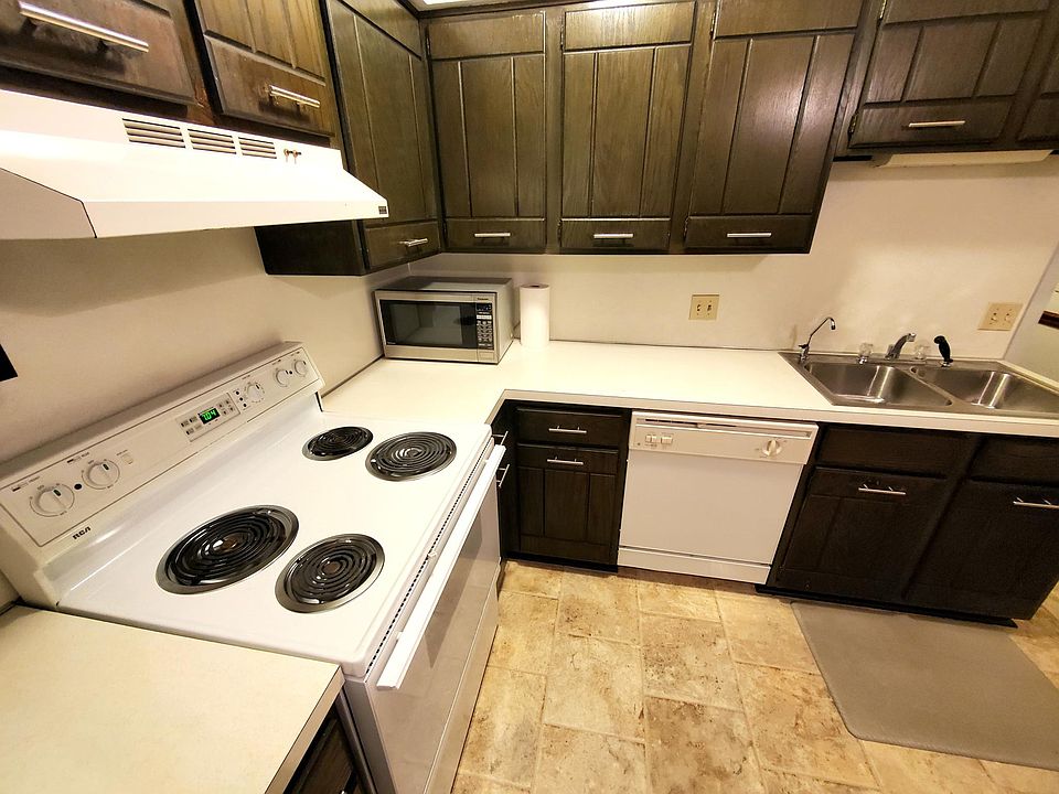 2939 Schneider Rd, Toledo, OH 43614 Zillow