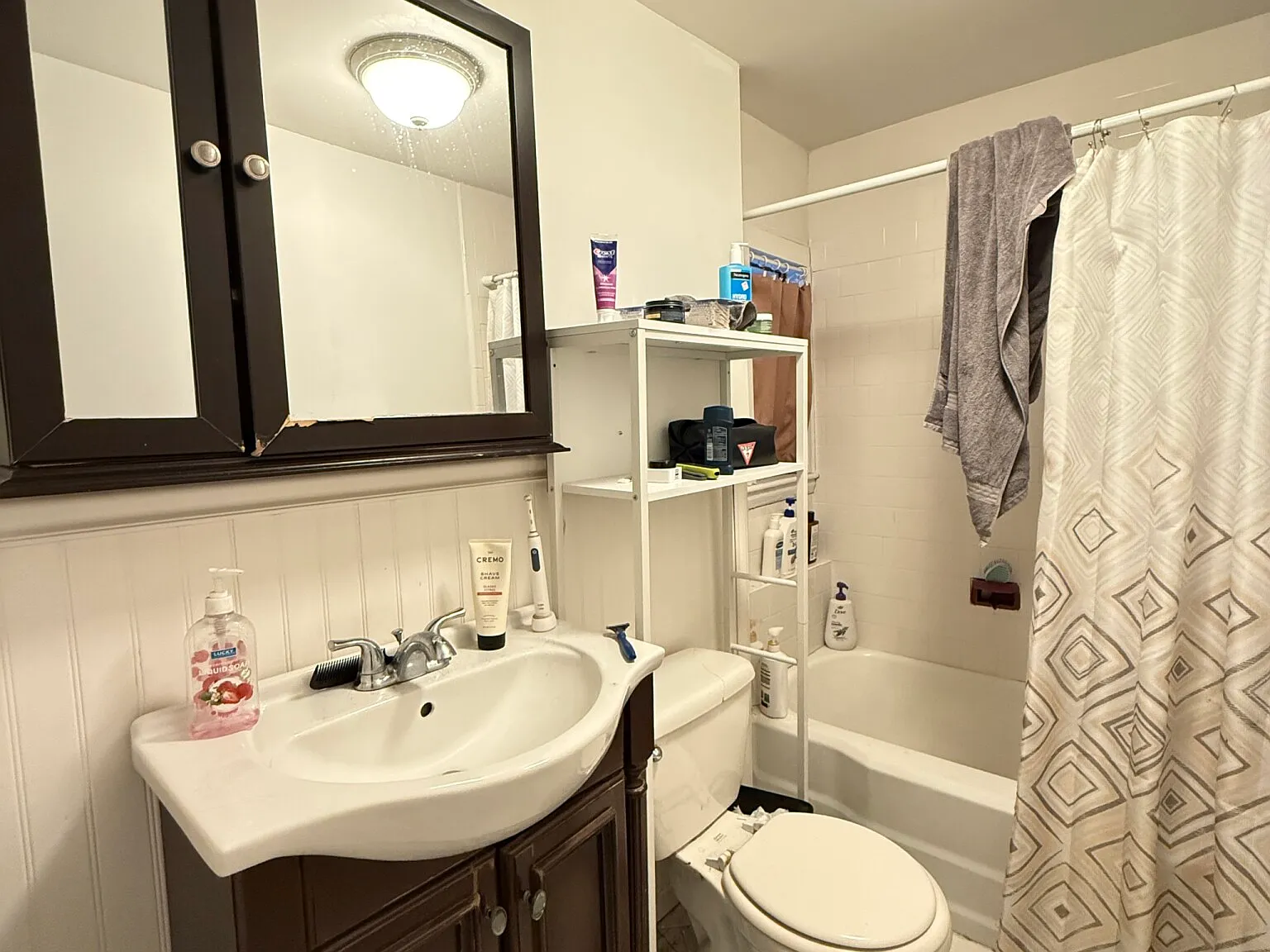 2 bed, 9999 sqft, $3,354 — Photo 4