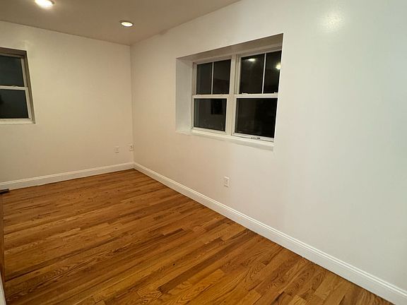 2nd image of 232 Shephard Ave APT A4