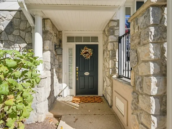166 Brittany Ct #166, Clifton City, NJ 07013