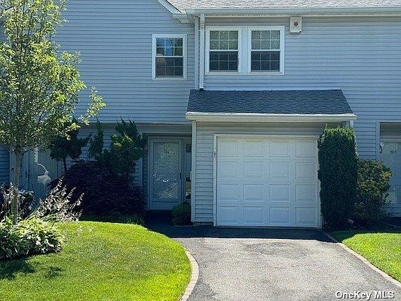 2nd image of 304 Sara Cir