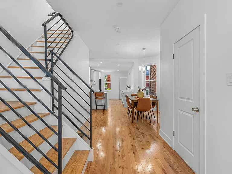 5118 Chancellor St — Photo 15
