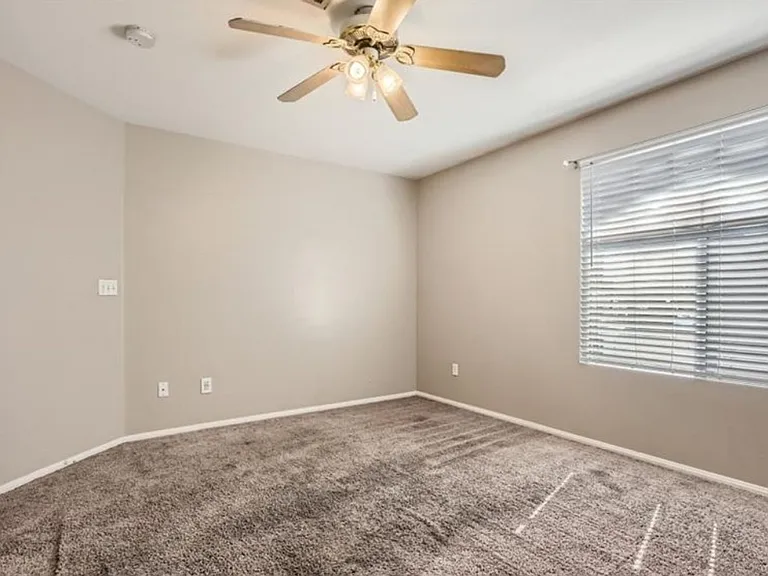 3950 S Sandhill Rd #121 — Photo 8