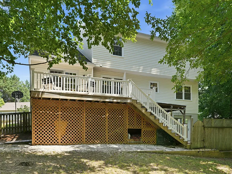 1294 Doubleday Dr — Photo 25