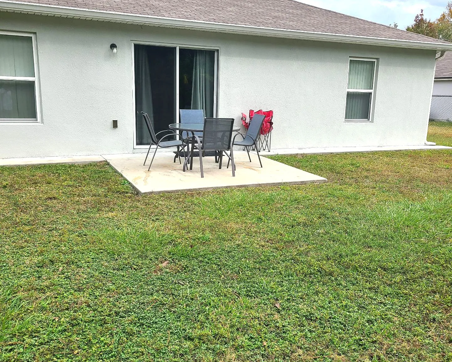 4 bed, 1449 sqft, $2,200 — Photo 4
