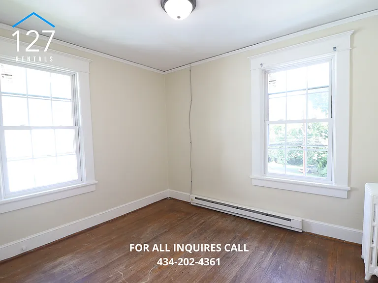 211 Saint Augustine St #UPPER — Photo 4