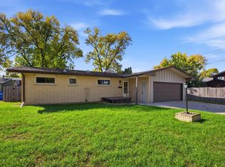 90 Cedar Ave N, Fargo, ND 58102