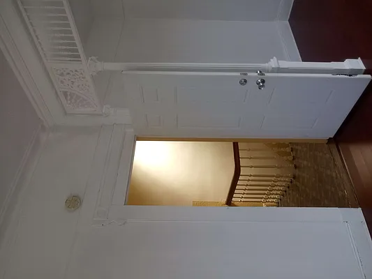 Rented by Sally Raia LLC | media 21