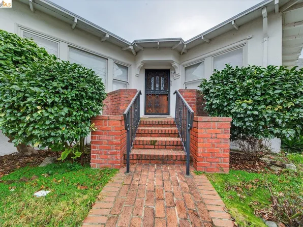 629 66th St, Oakland, CA 94609