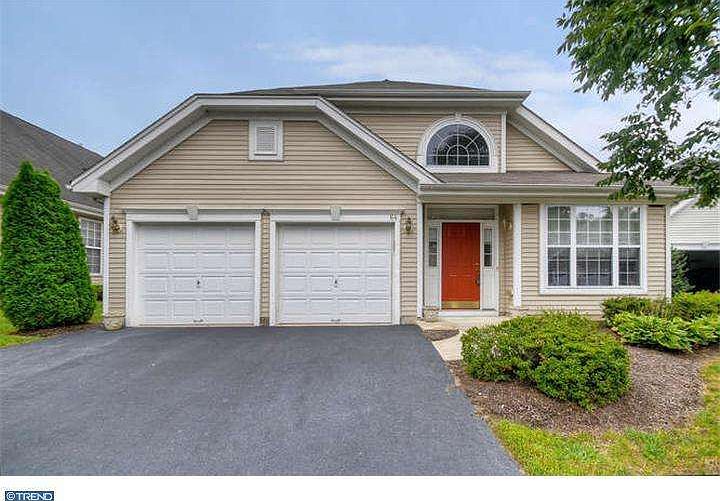 1st image of 64 Honeyflower Dr