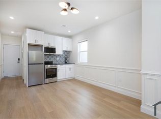 5813 Willows Ave #3R, Philadelphia, PA 19143