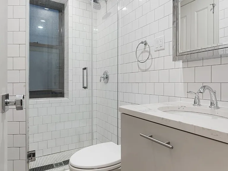 47 Clinton St #6 — Photo 6