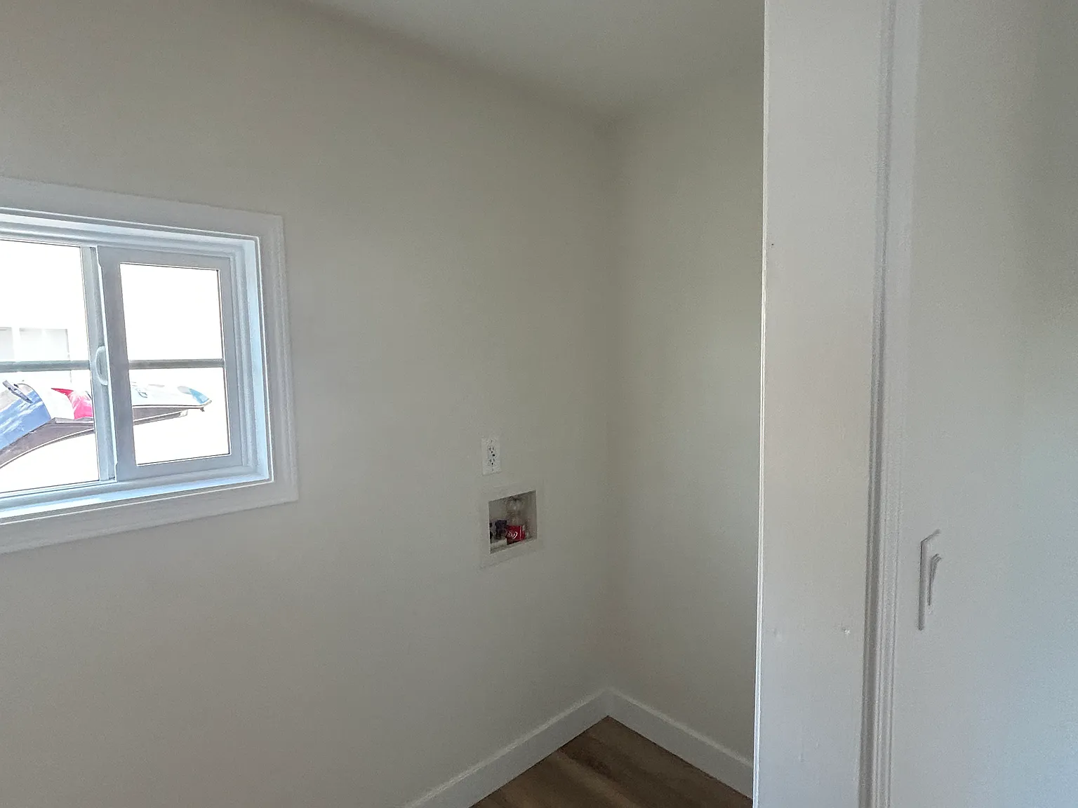 3 bed, 1139 sqft, $4,300 — Photo 4