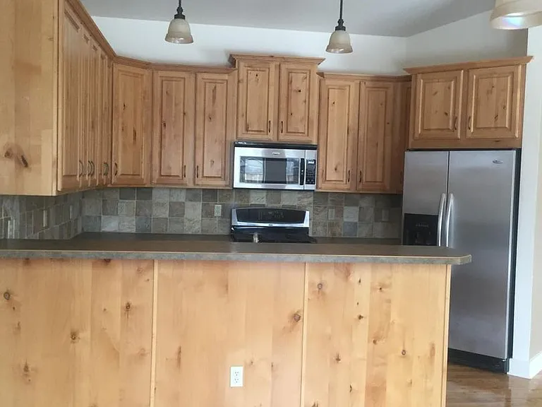 725 Mississippi Dr — Photo 2