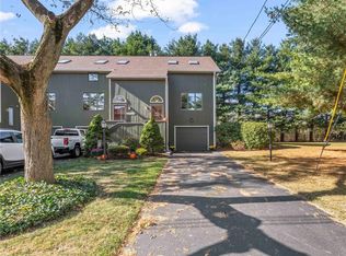 18 Tamarac Dr #D, Smithfield, RI 02828