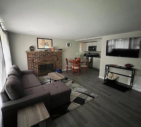 4th image of 5146 Cresco Dr